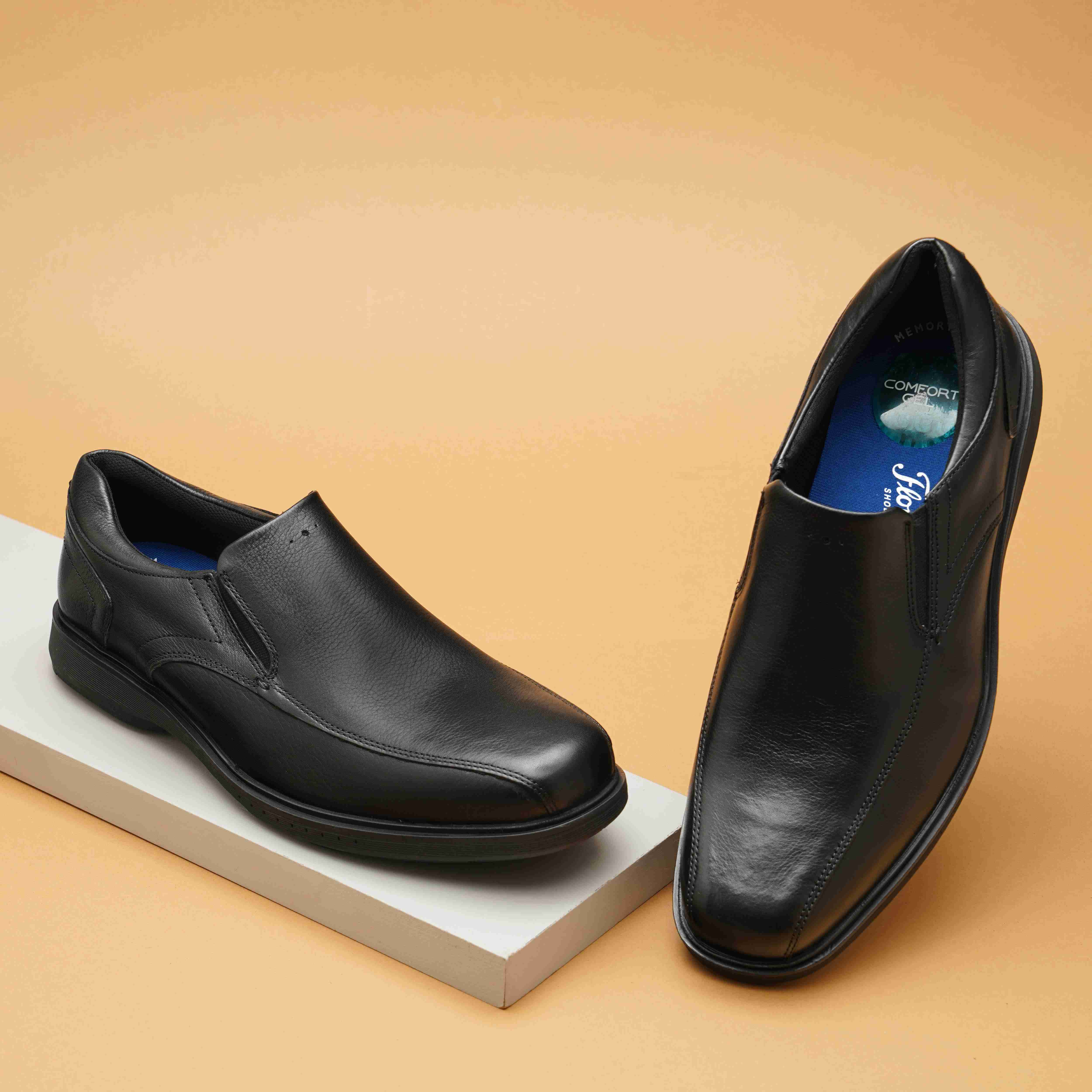 The Trevor Black Men Dress Shoe Florsheim