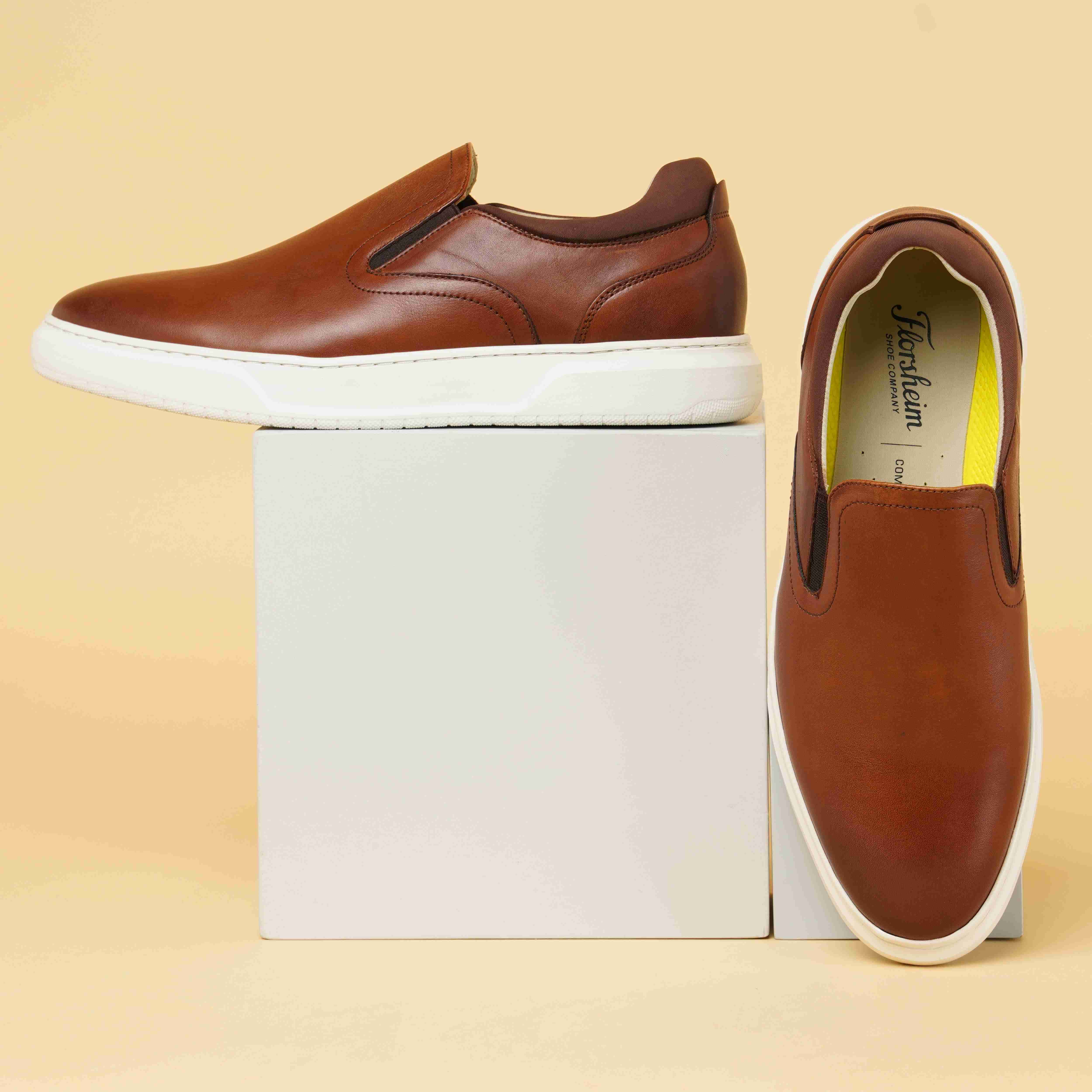 The Plain Toe Tan Men Casual Florsheim