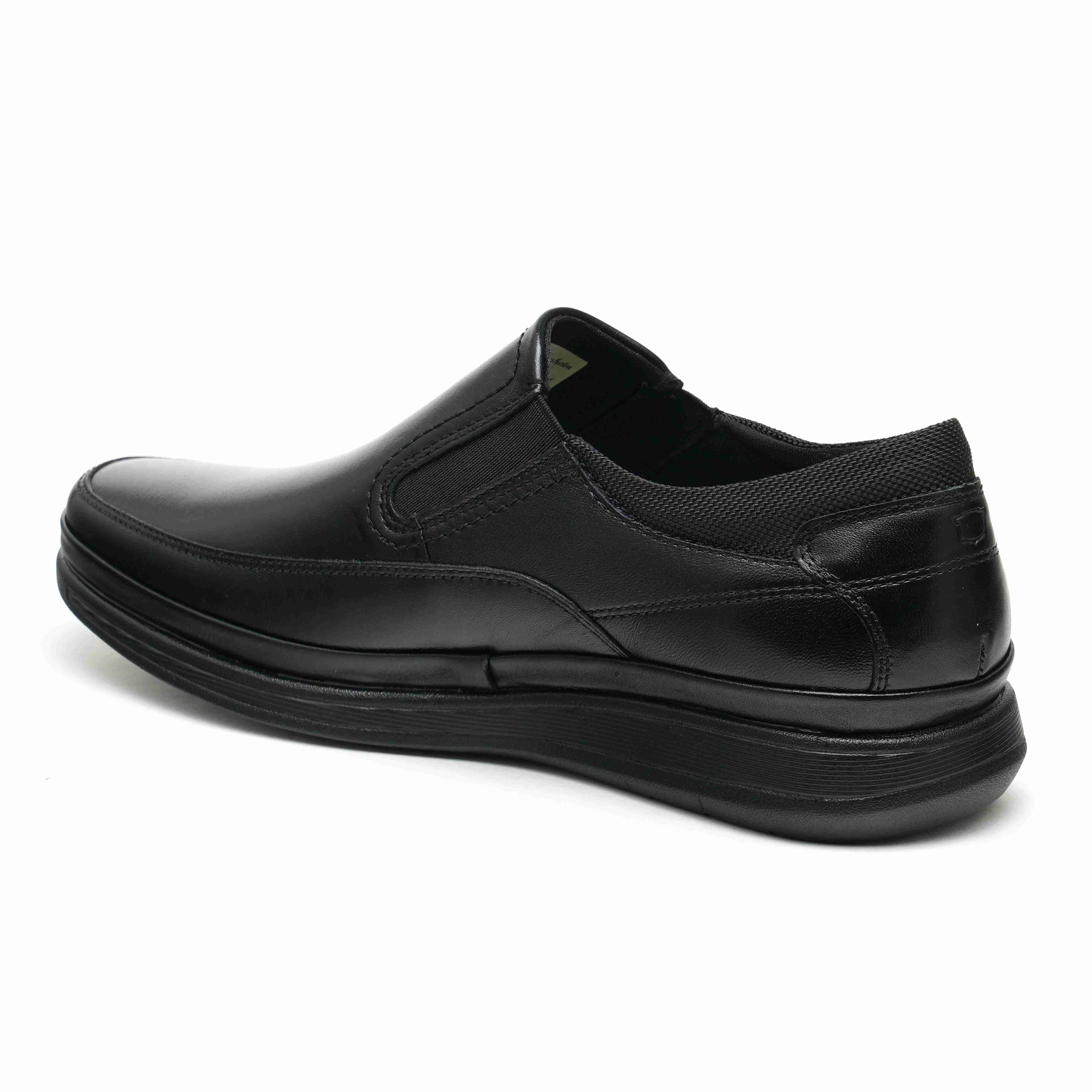 The 9M Black Men Casual Florsheim