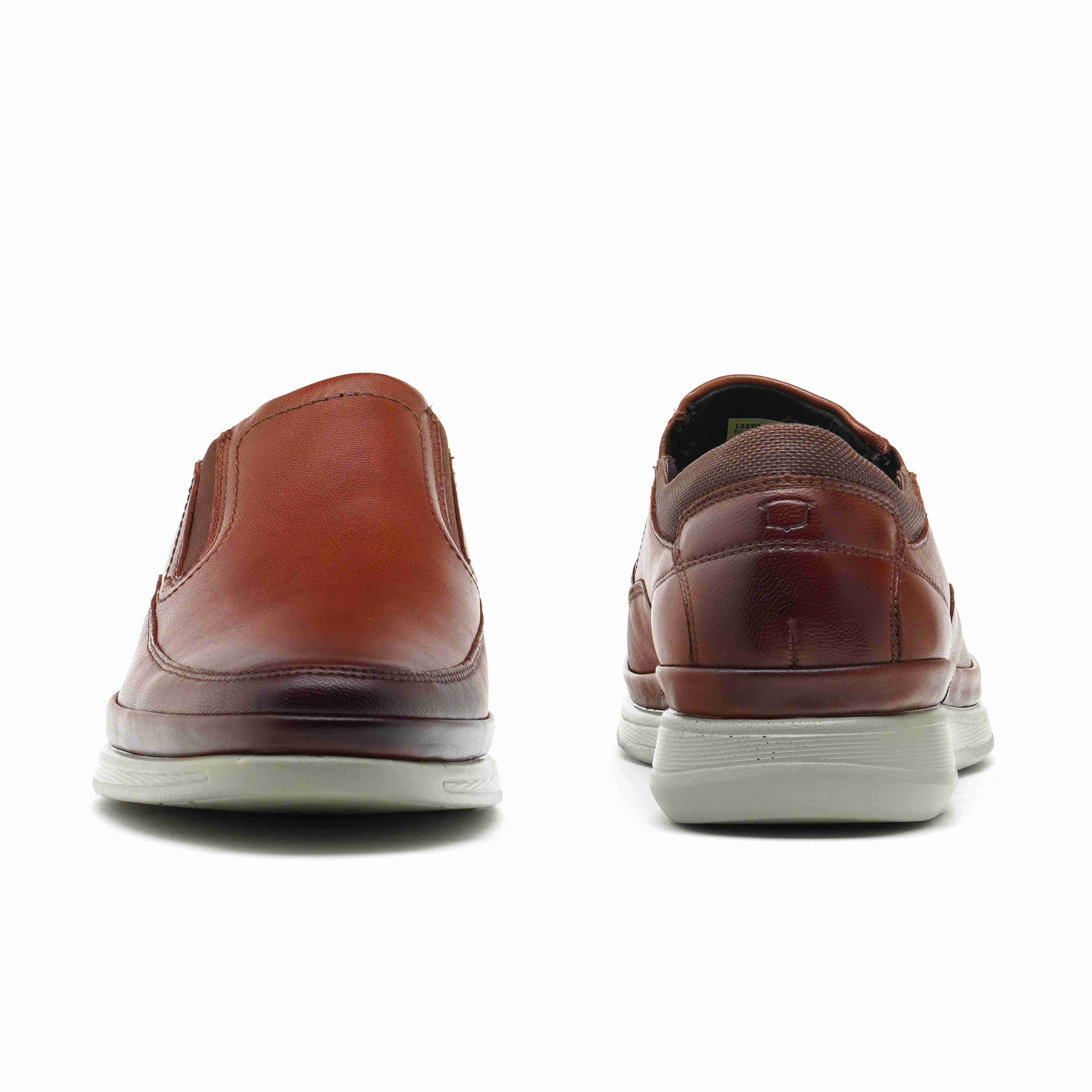 The 9M Tan Men Casual Florsheim
