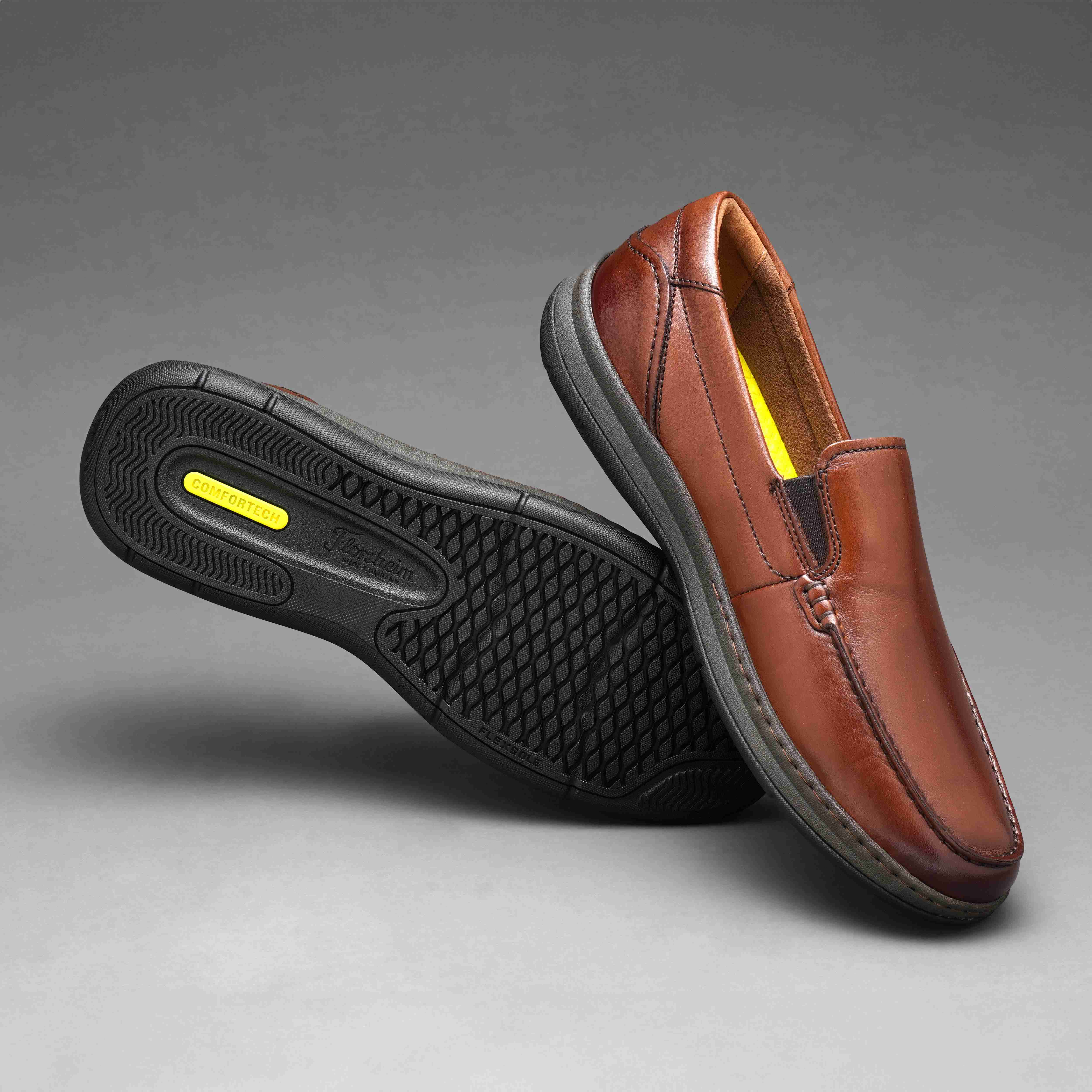 The 9M Tan Men Moc Toe Florsheim