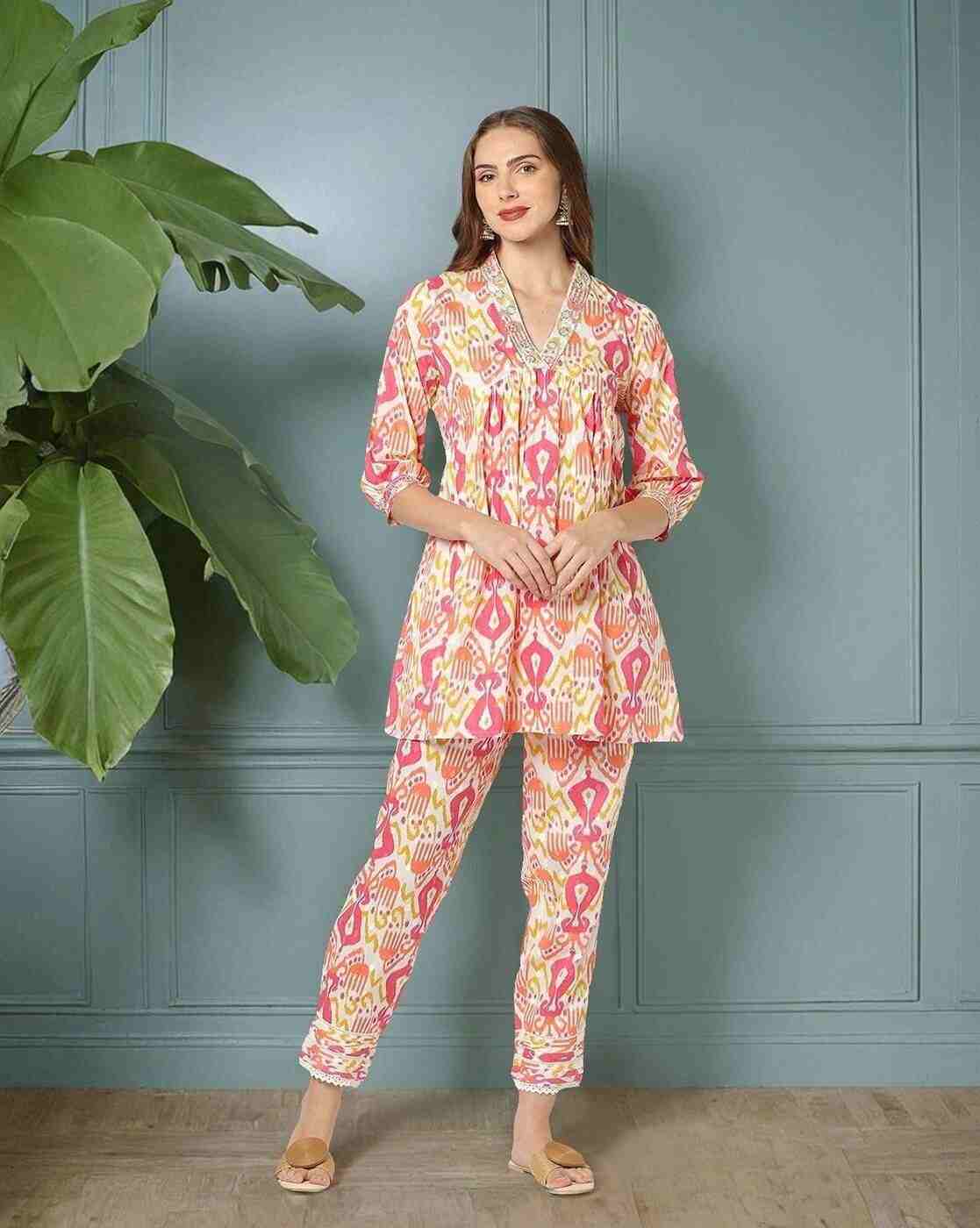 FUSION | Women Ikat Print A-Line Kurta with Pants|0