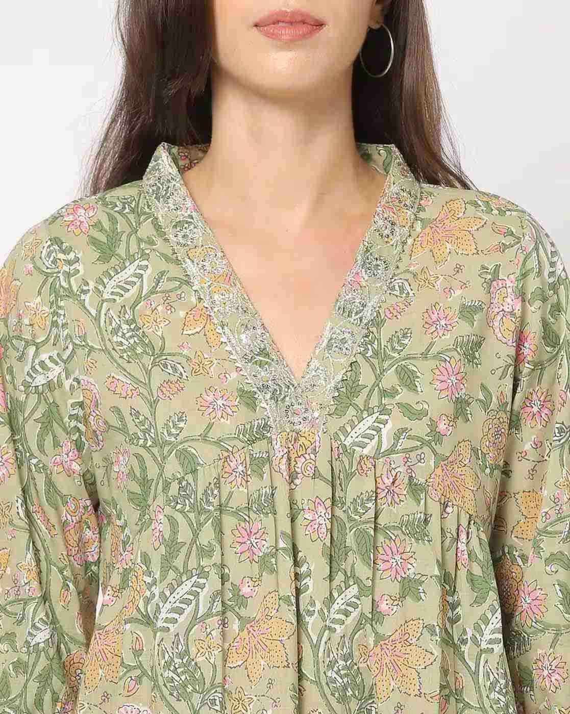 FUSION | Women Floral Print A-Line Kurta with Pants|2