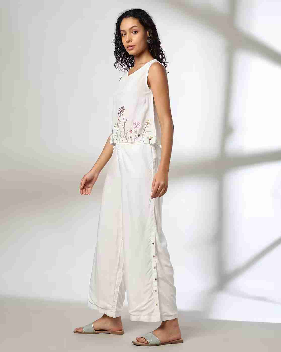 FUSION | Women Embroidered Relaxed Fit Co-Ord Set|1