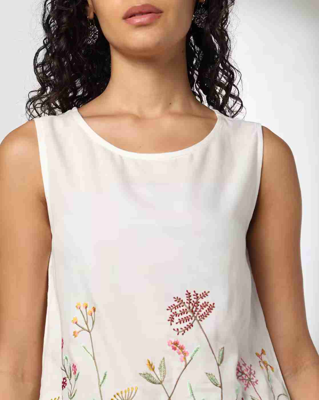 FUSION | Women Embroidered Relaxed Fit Co-Ord Set|3