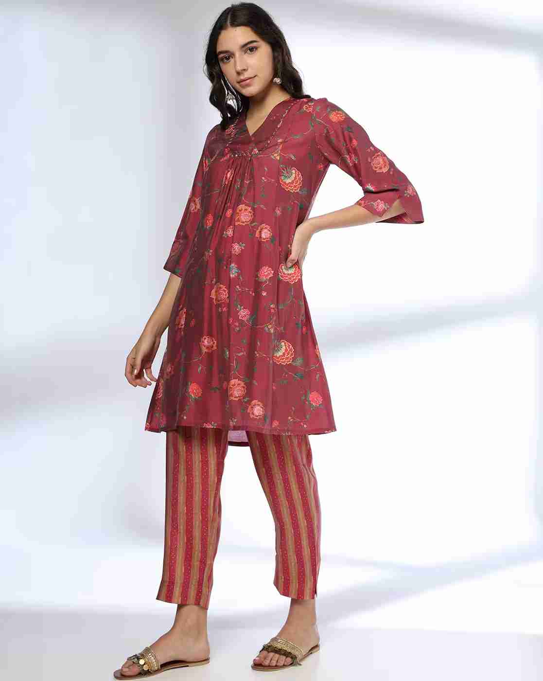 FUSION | Women Printed Relaxed Fit Kurta & Pants Set|0