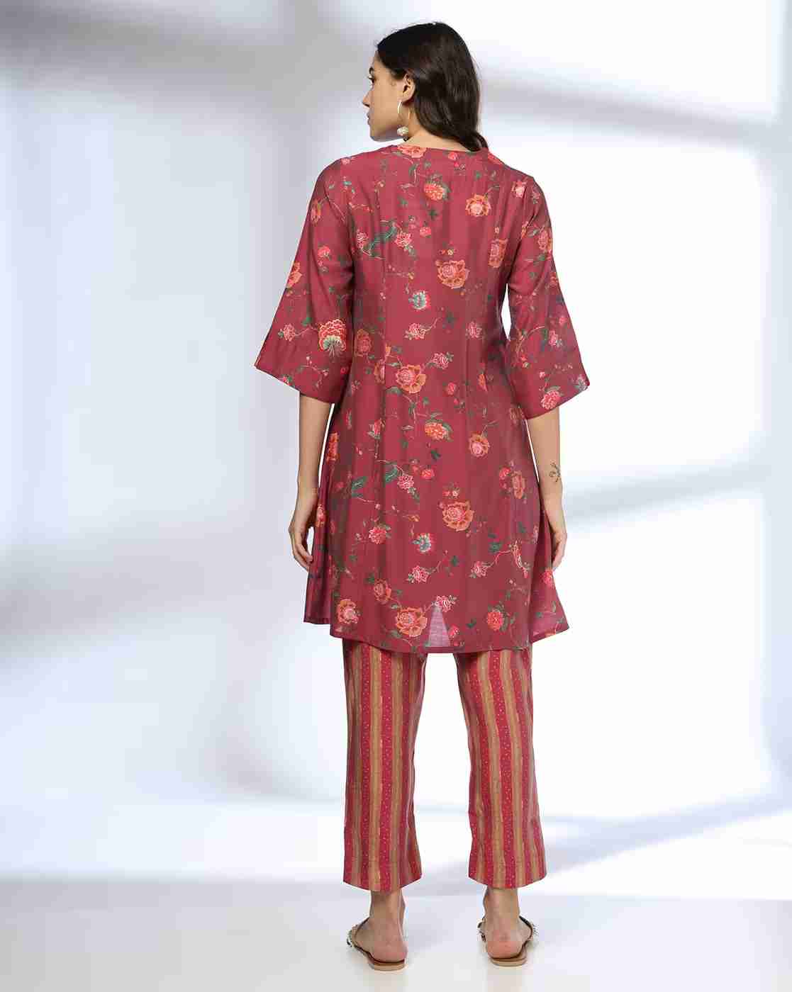FUSION | Women Printed Relaxed Fit Kurta & Pants Set|2