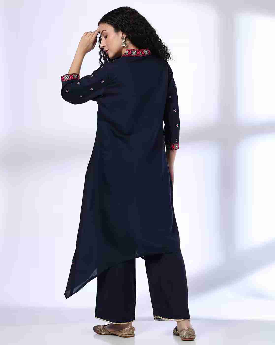 FUSION | Women Embroidered Kite Shaped Kurta & Pants Set|2