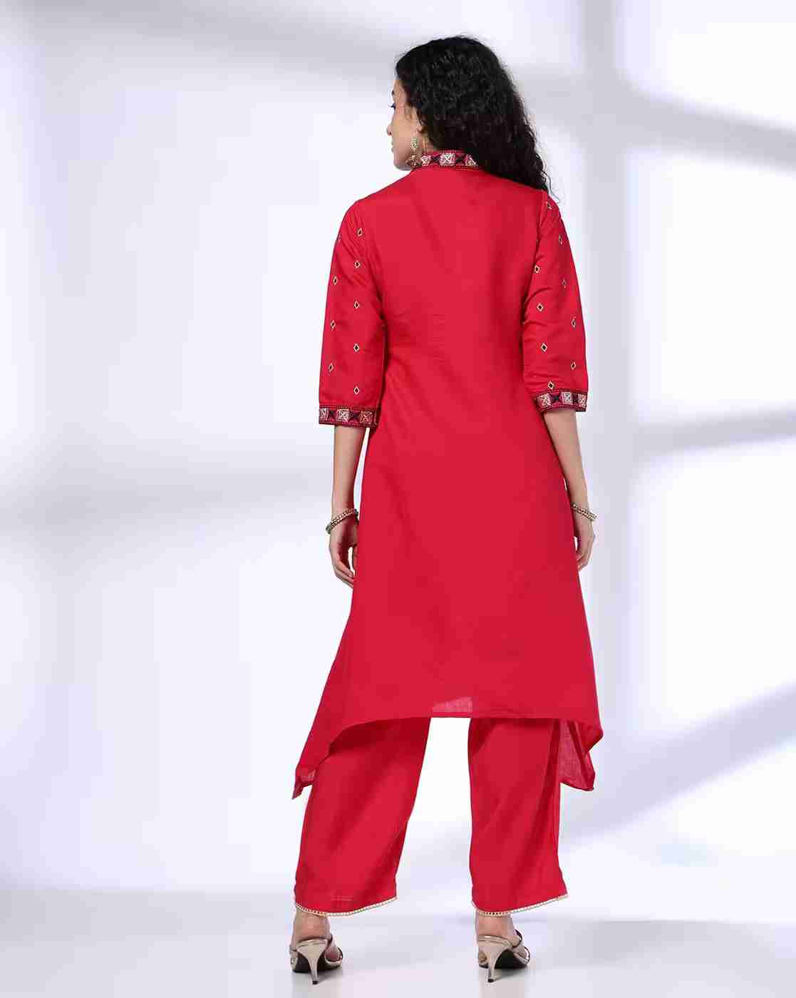 FUSION | Women Embroidered Kite Shaped Kurta & Pants Set|2
