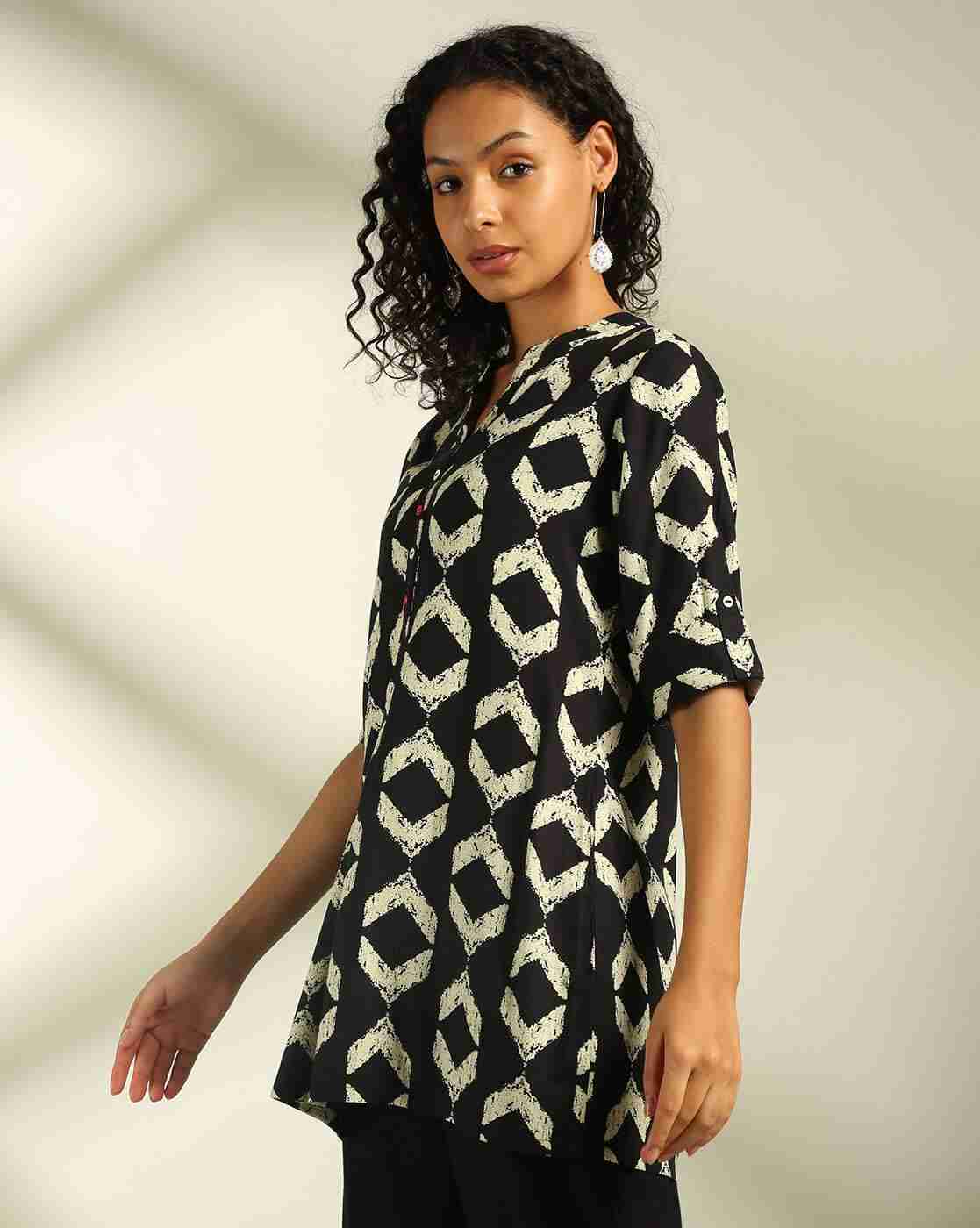 FUSION | Women Geometric Print Straight Kurti|1