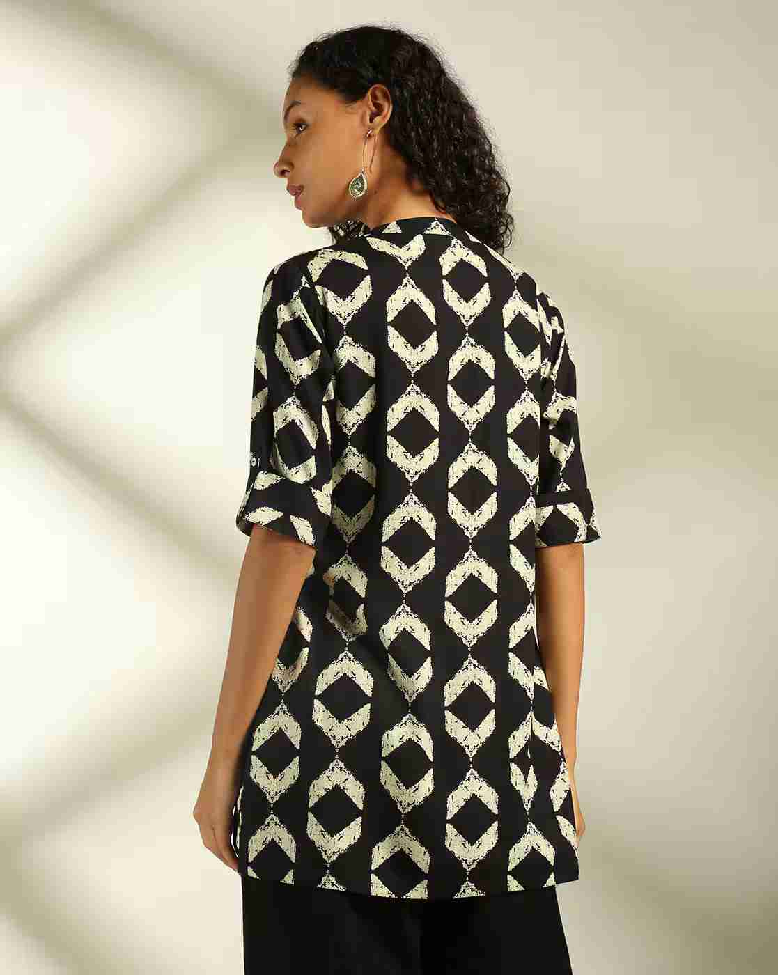 FUSION | Women Geometric Print Straight Kurti|2