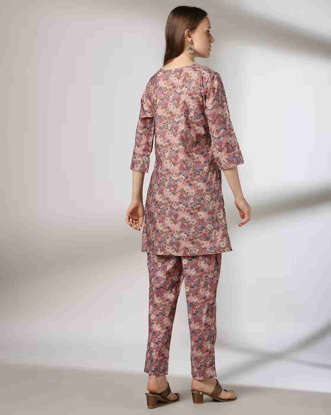 FUSION | Women Floral Print Kurta & Pants Set|2