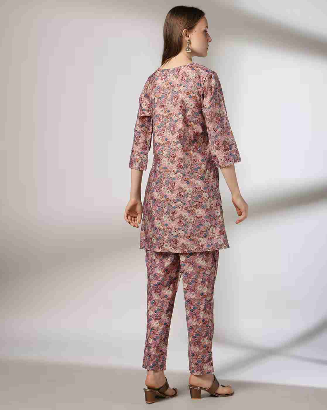 FUSION | Women Floral Print Kurta & Pants Set|2