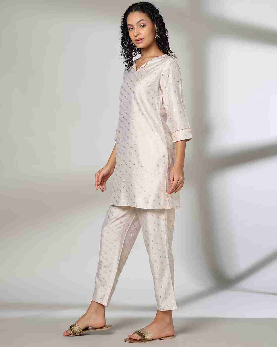 FUSION | Women Floral Print Straight Kurta & Pants Set|1