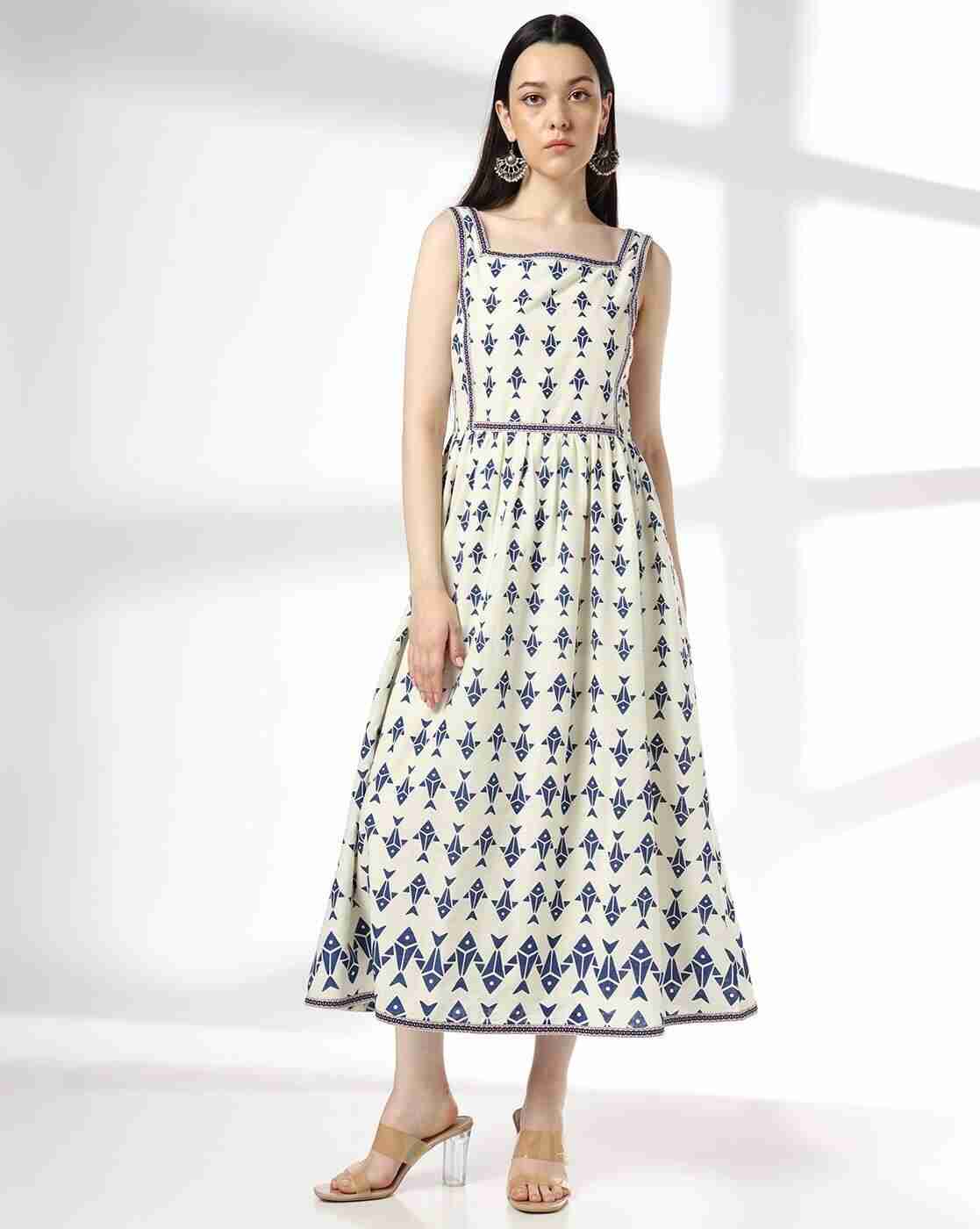 Women Fish Print Square-Neck Fit & Flare Dress Women Fish Print Square-Neck Fit & Flare Dress