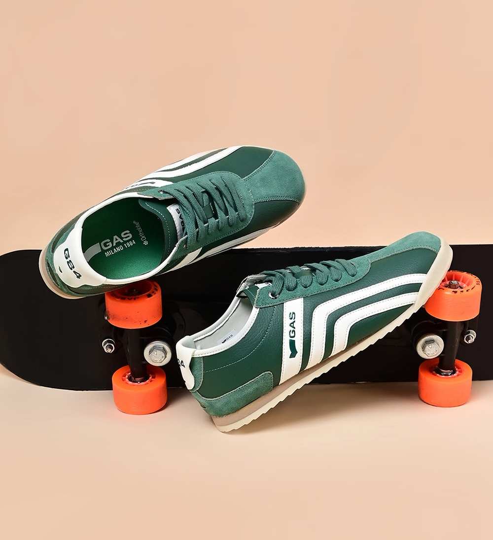 Men HoloStride Green White Sneakers
