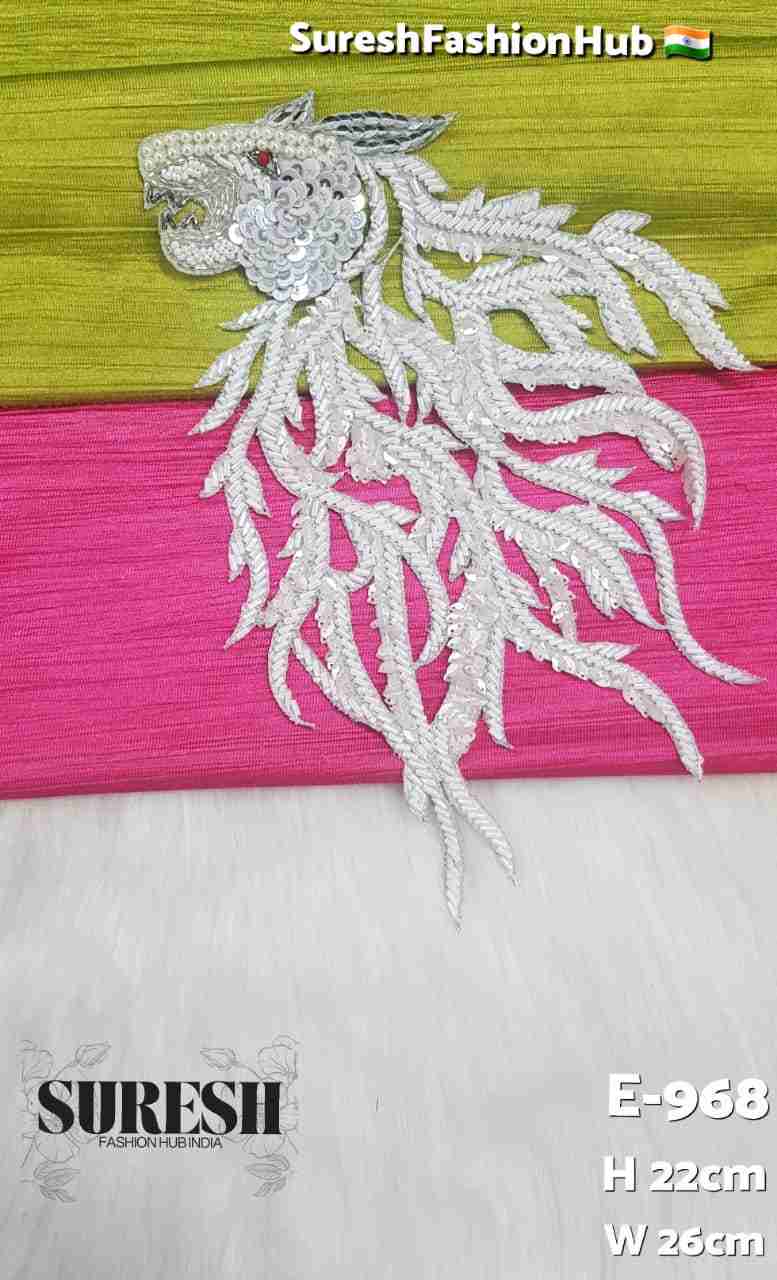 White Royal Lion Handmade Patch – E-968