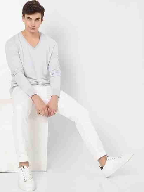 Dwight Slim Fit V-neck Pullover