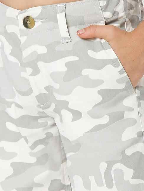 Camouflage Print Shorts with Insert Pockets