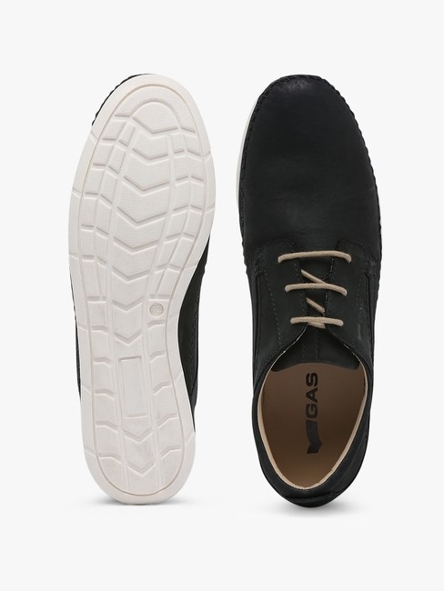 Yanick In Low-Top Lace-Up Casual Shoes