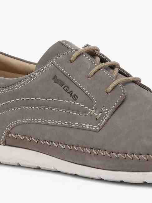 Yanick In Low-Top Lace-Up Casual Shoes