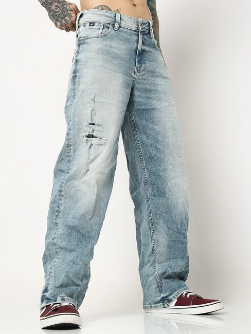 Jagger In Mid-Wash Distressed Straight Fit Jeans