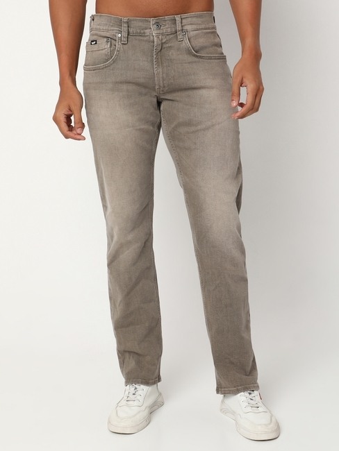 GAS | Jaxon Z In Heavily Washed Straight Fit Jeans