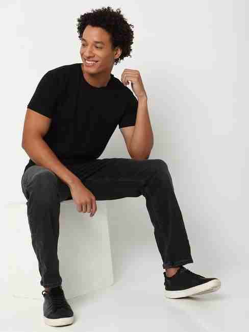 Slim Fit Short Sleeve Crew Neck Solid Cotton Lycra T-Shirt