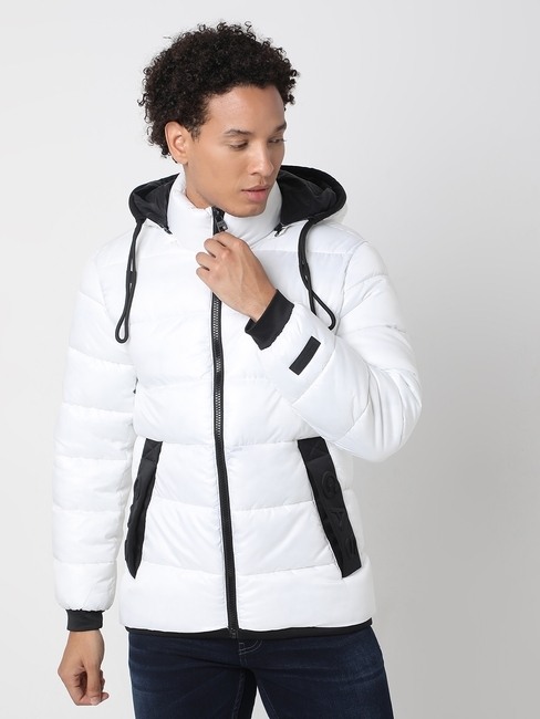 GAS | Regular Fit Full Sleeve Hooded Neck Solid Nylon Jacket