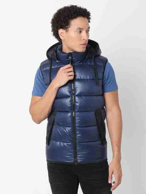 GAS | Regular Fit Sleeveless Hooded Neck Solid Nylon Jacket