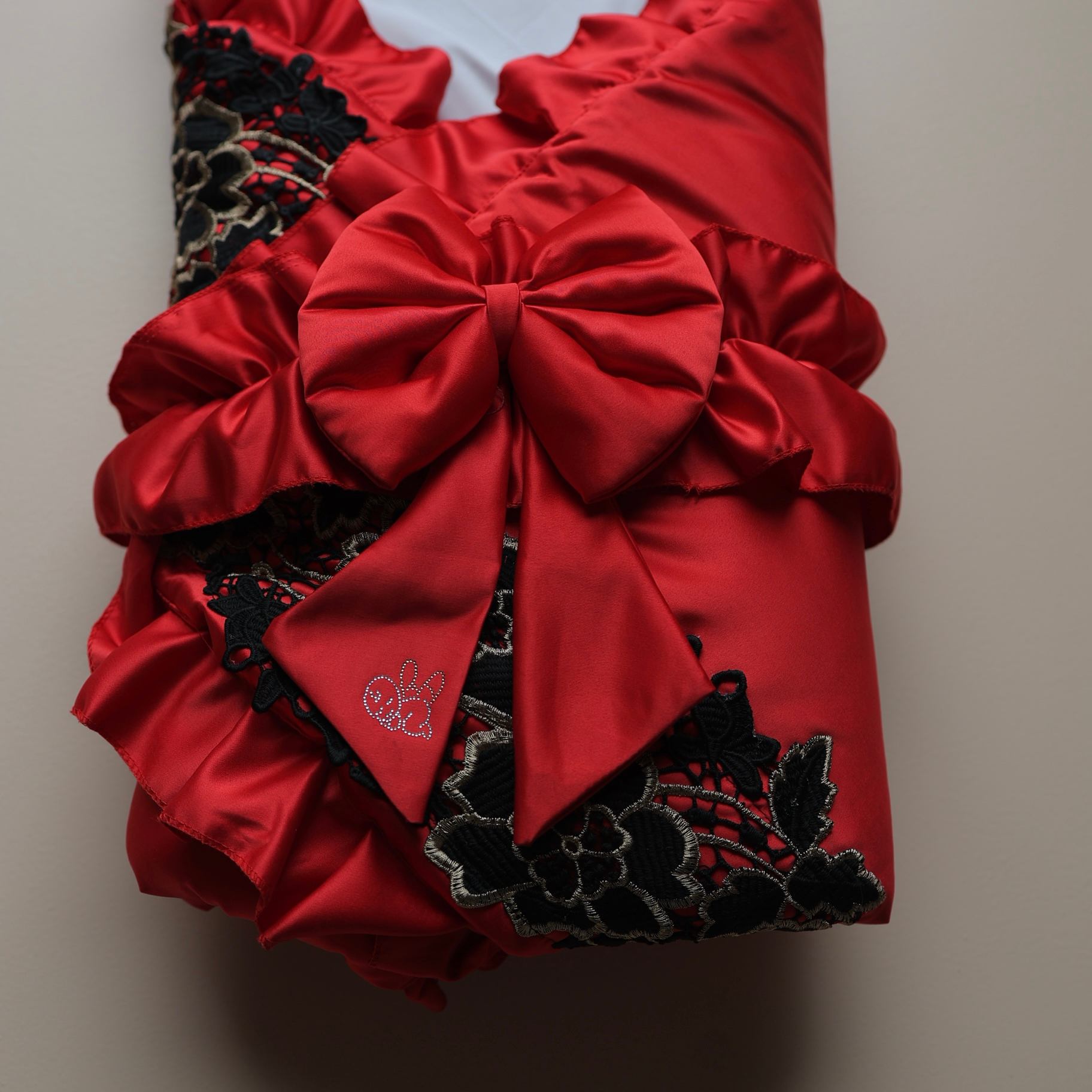 The Scarlet Noir Drape Set