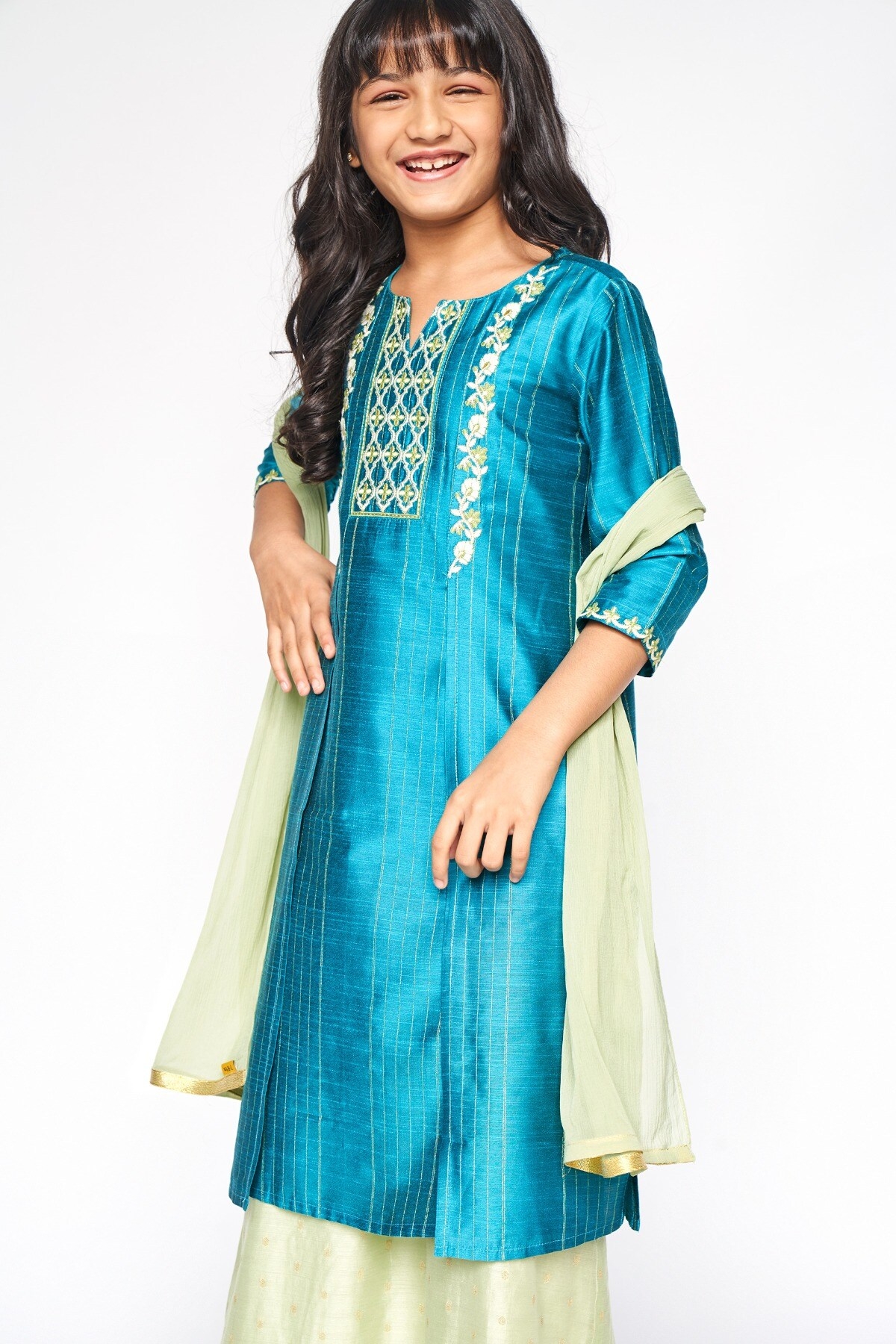 Global Desi | Peacock Embroidered Straight Suit 1