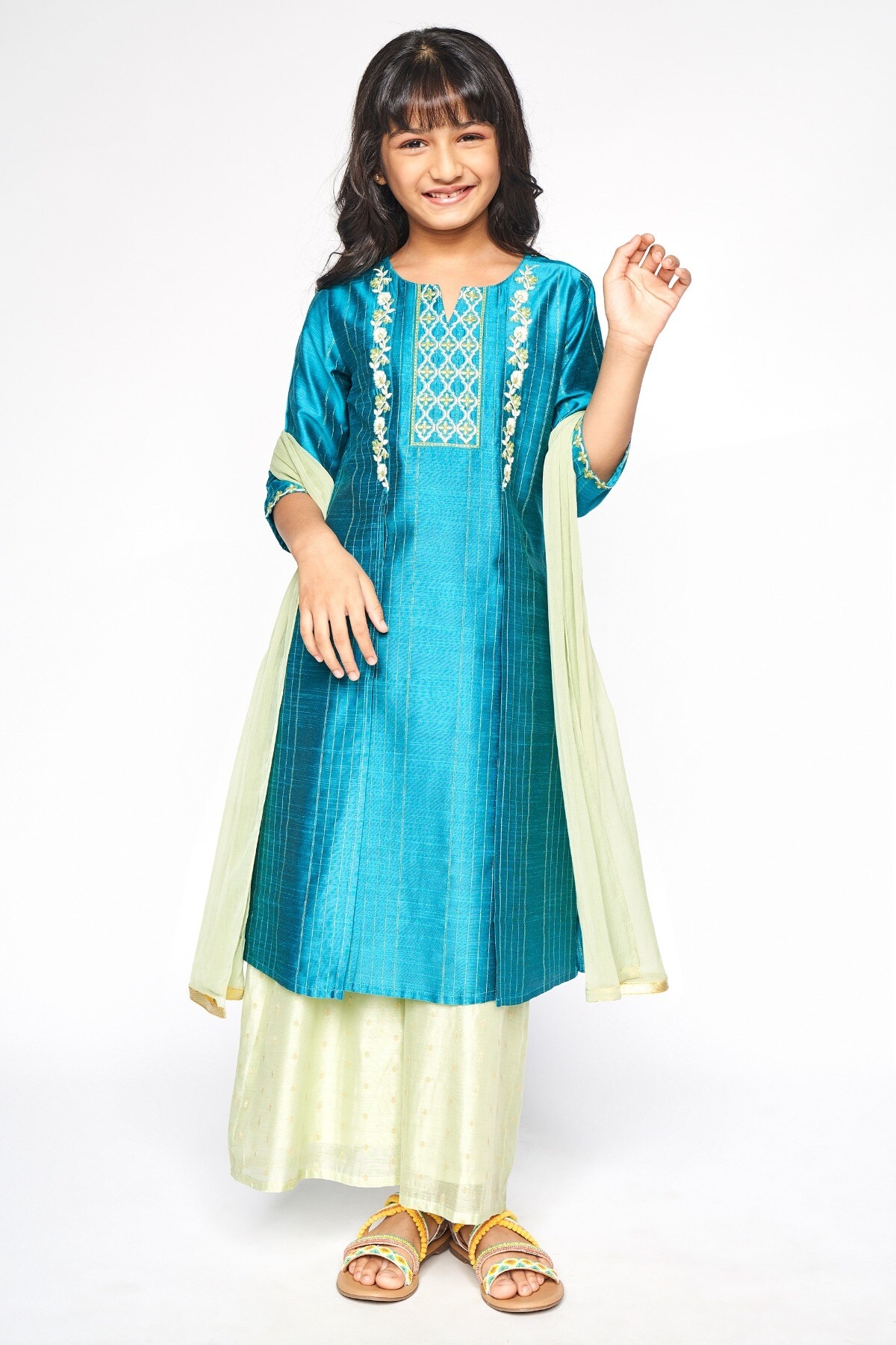 Global Desi | Peacock Embroidered Straight Suit 4