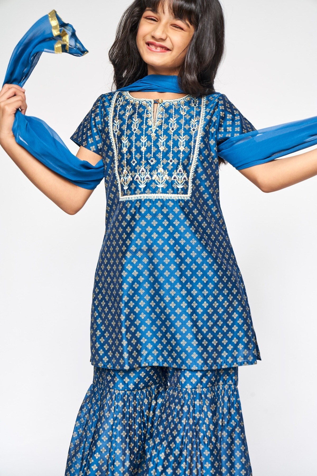 Global Desi | Midnight Blue Embroidered Straight Suit 2