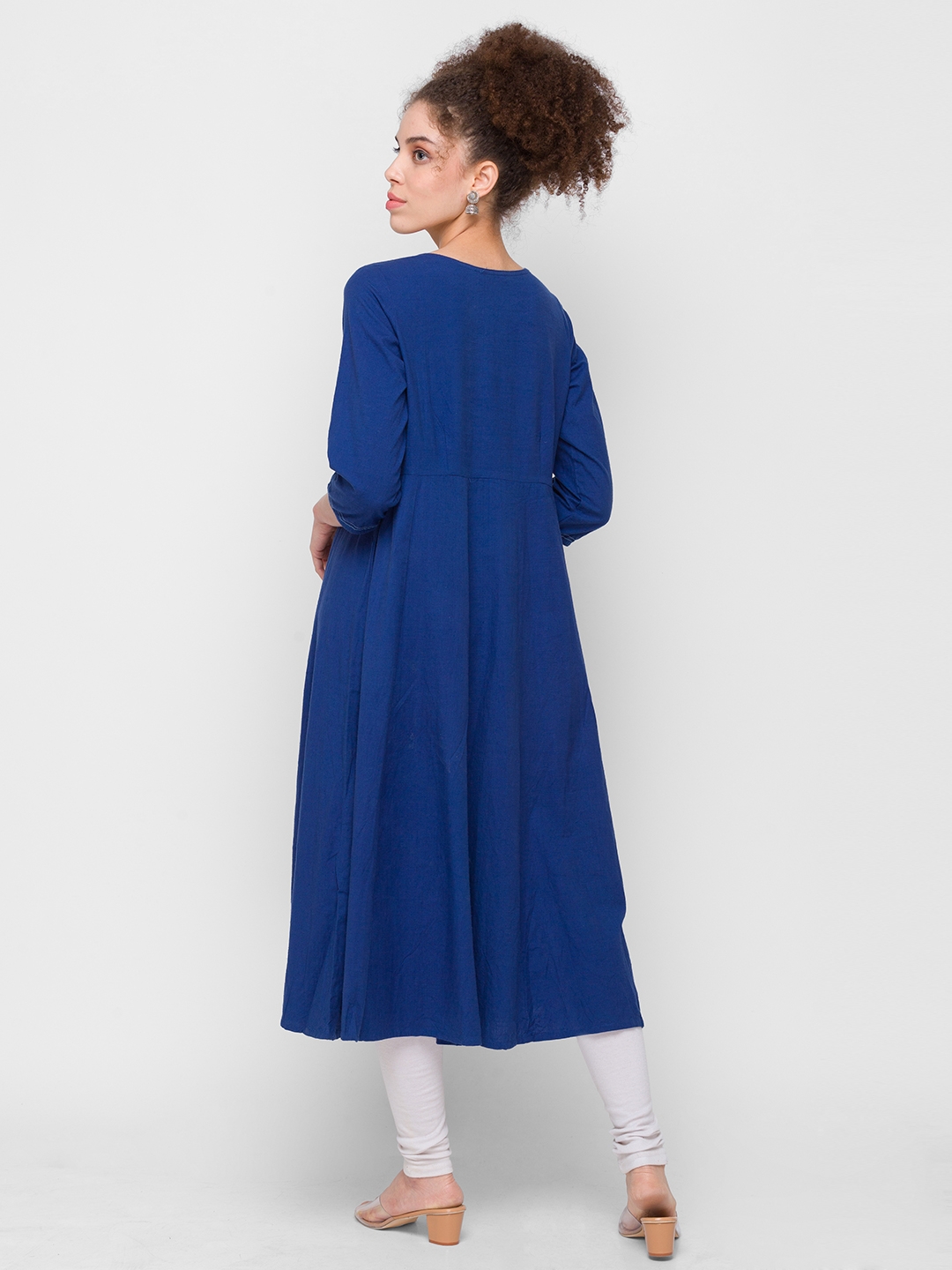 globus | Women's Blue Cotton Embroidered Kurtas 2