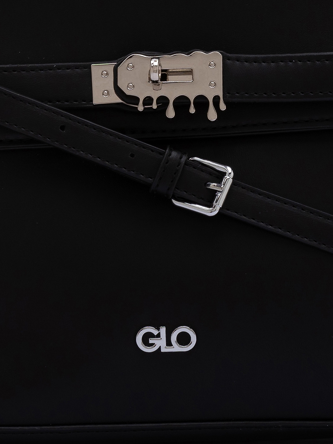 globus | Globus Black Solid Handbag 4
