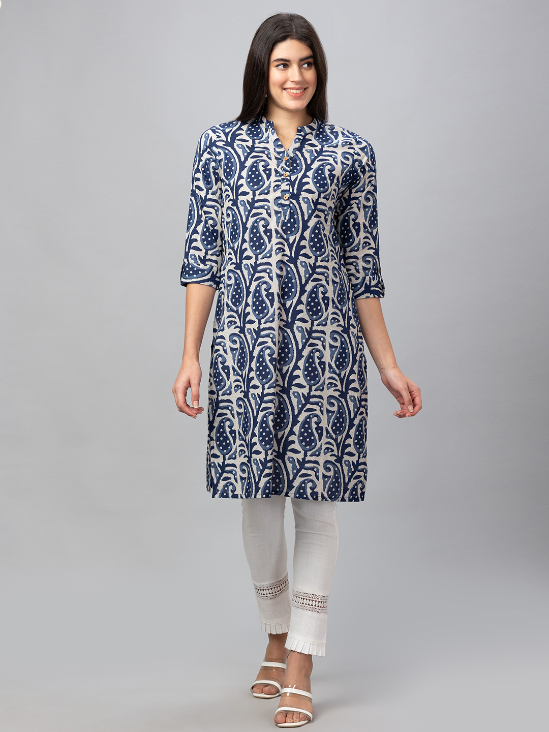 Globus Women Indigo Printed Mandarin Collar 3 4 Sleeves Straight Kurta