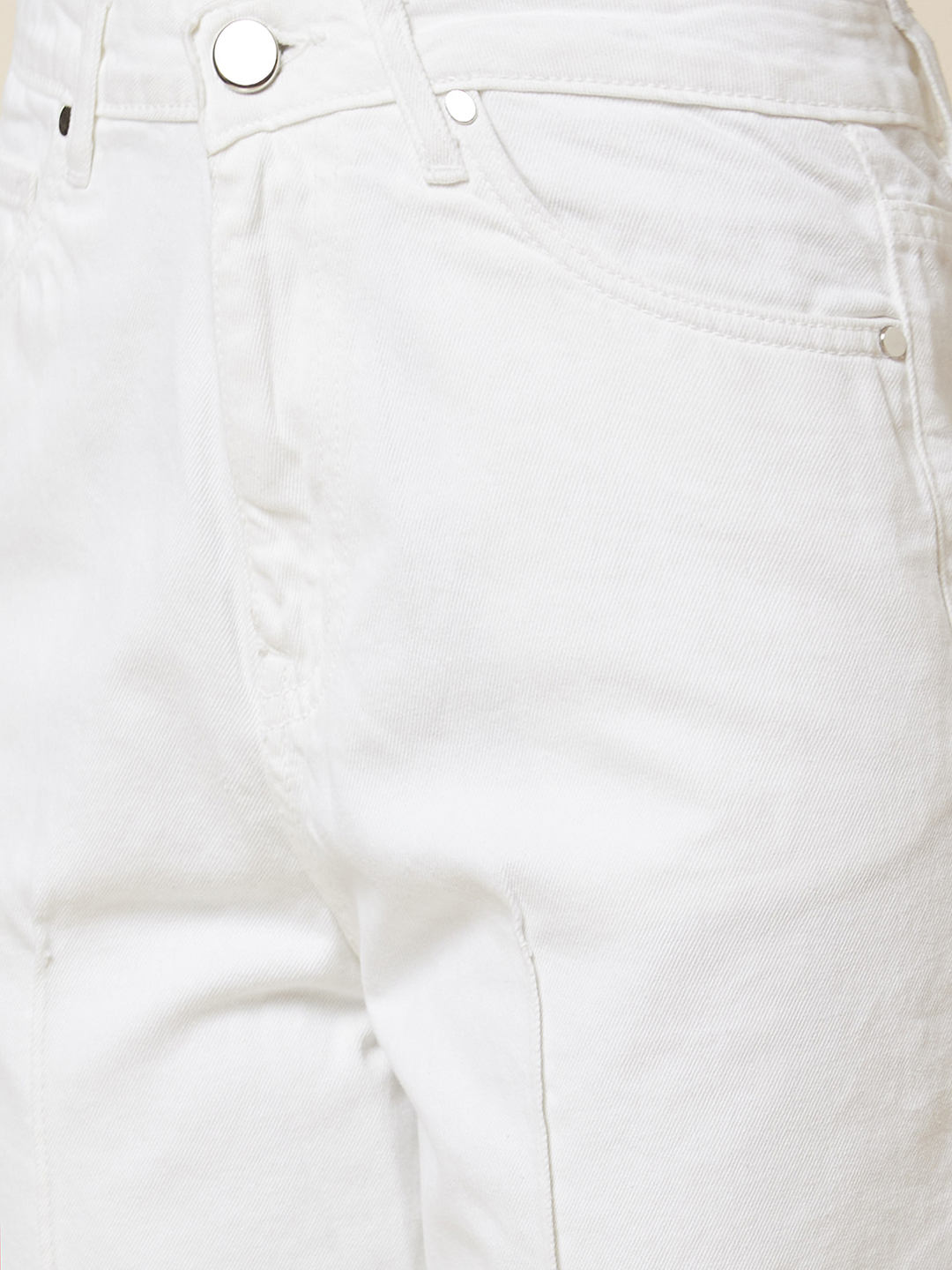 Globus Women White Mid-Rise Boyfriend Fit Cropped Jeans