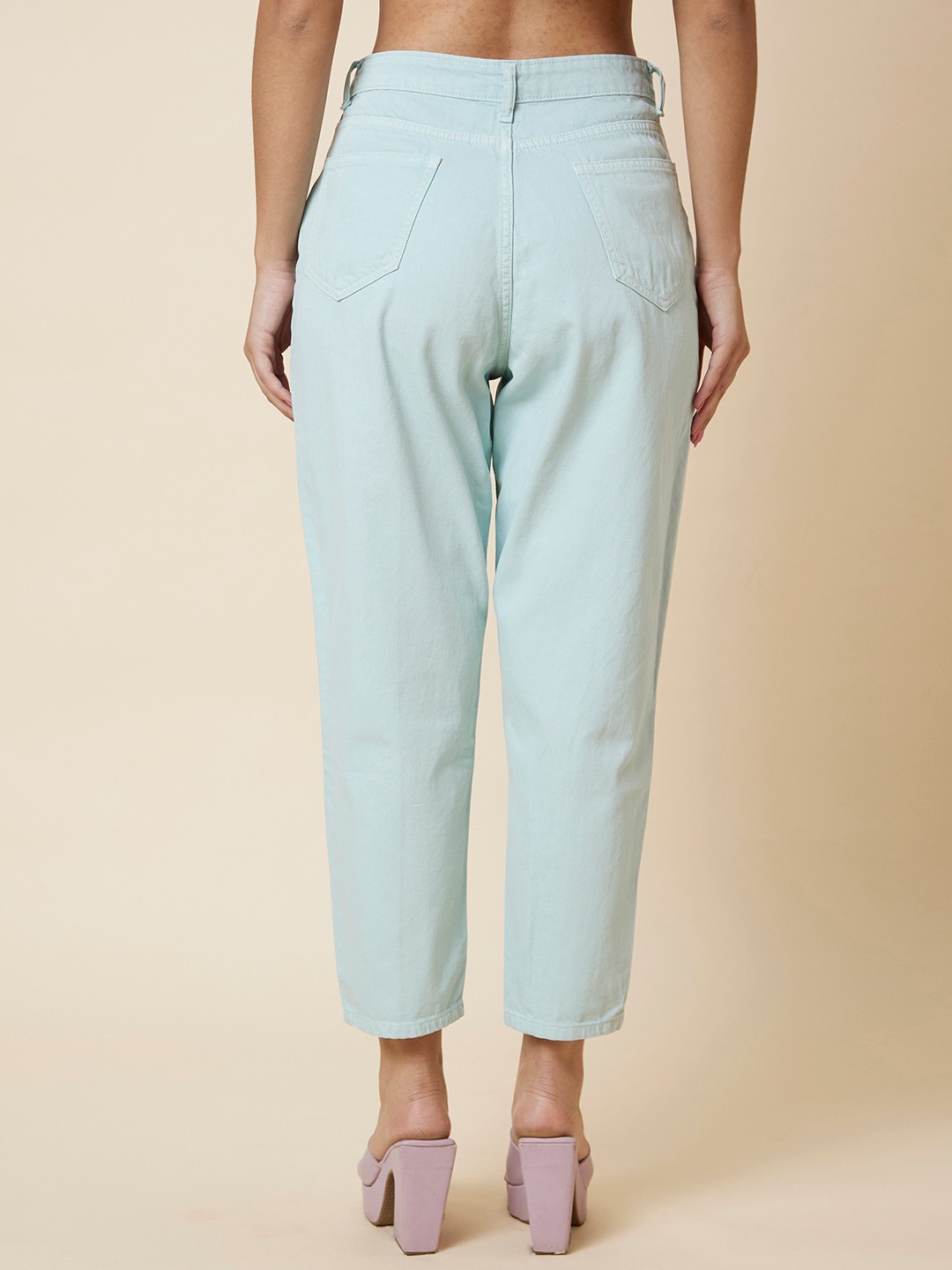 Globus Women Mint Green Mid-Rise Boyfriend Fit Cropped Jeans