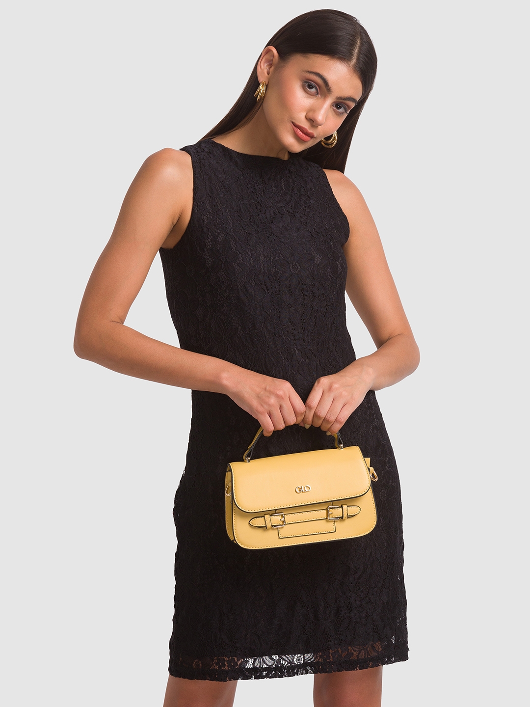 globus | Globus Mustard Solid Handbag 5