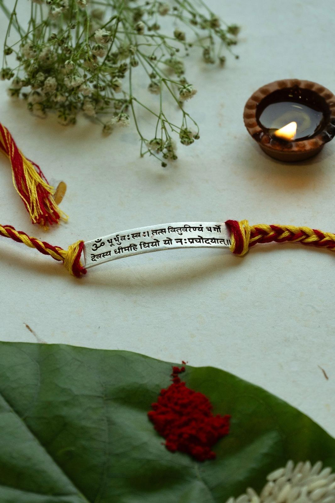 92.7 Silver Pair of Gayatri Mantra
