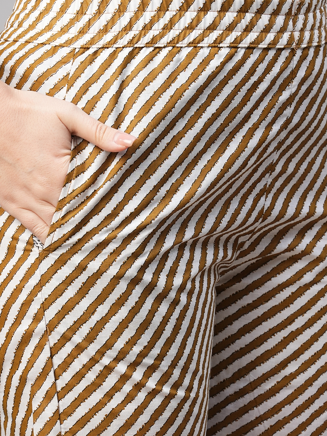 GoSriKi | GoSriKi Women Mustard Straight Printed Kurta with Trousers 5