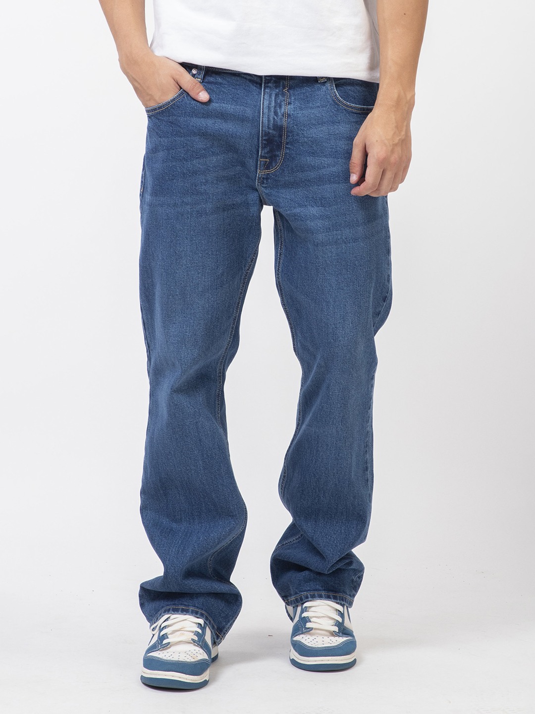 Blue Solid Loose Fit Jeans