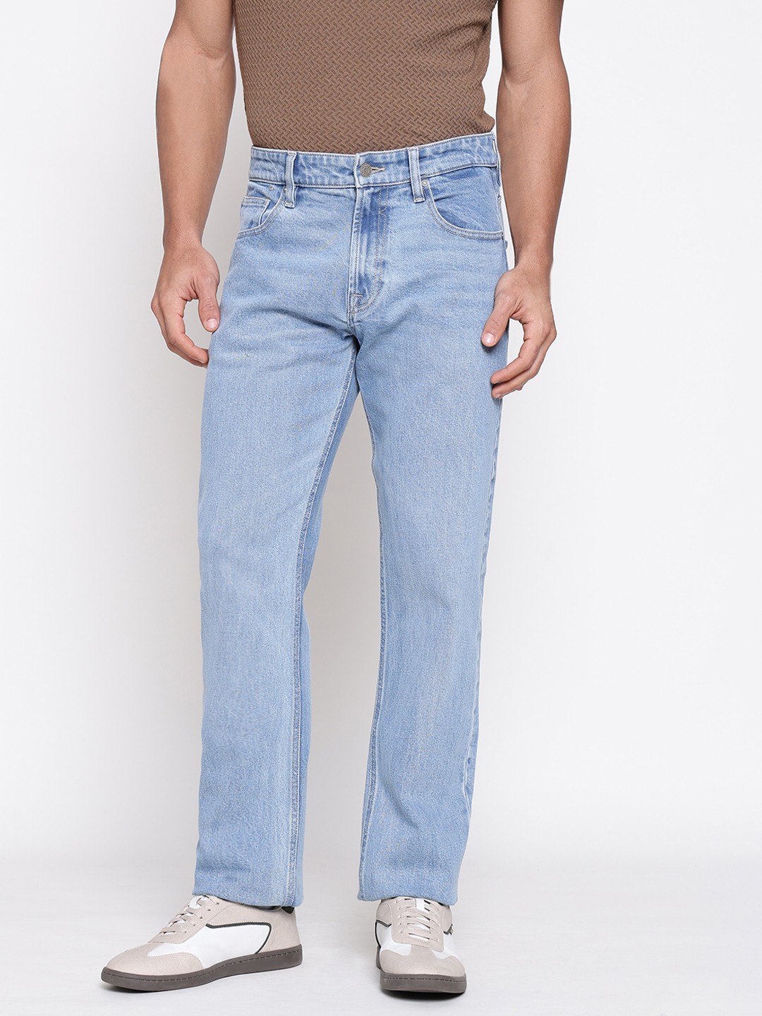 Guess Men Rodeo In Light Solid Relaxed Fit Denim Jeans