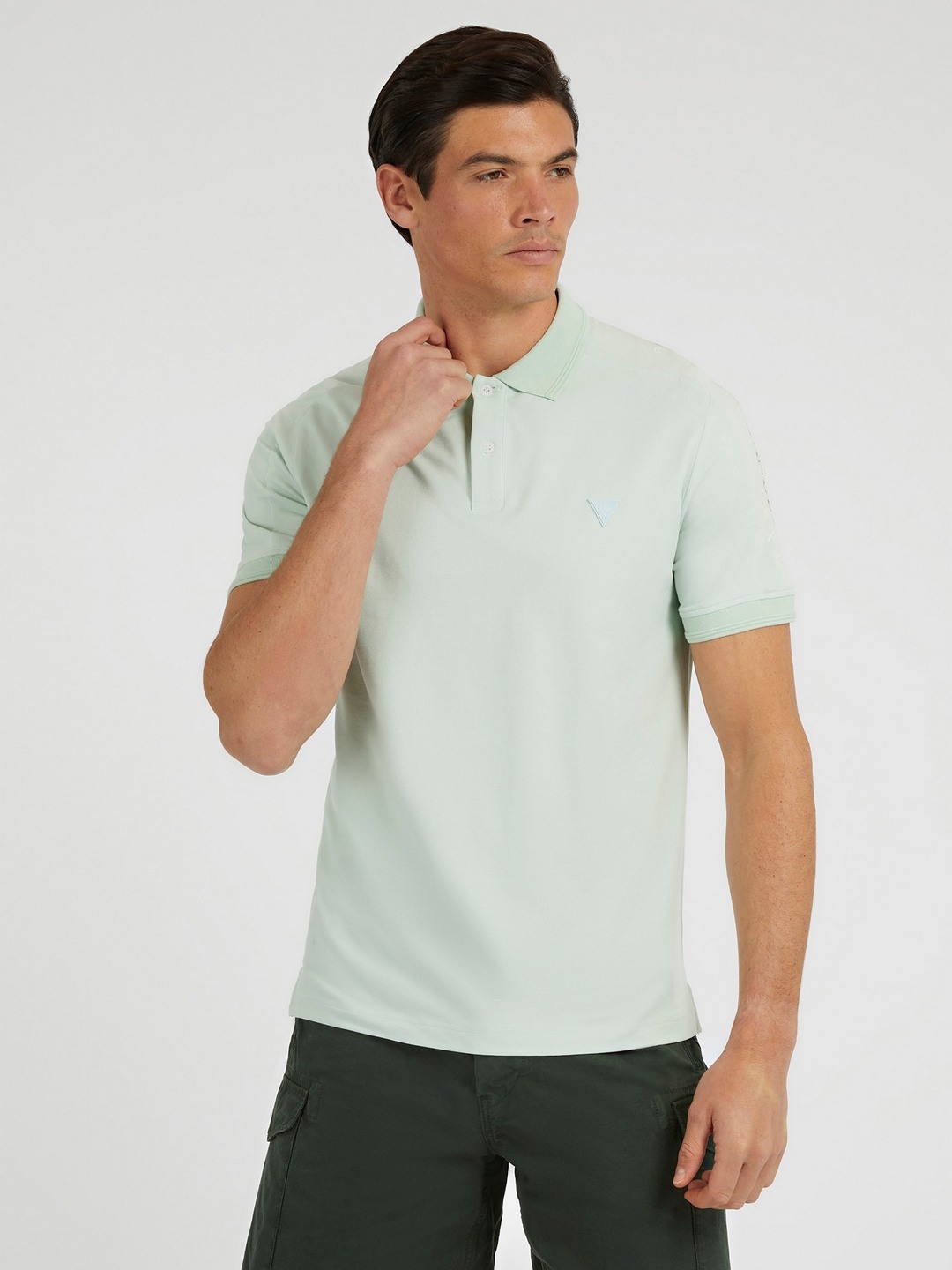 Green Solid Polo Collar Short Sleeves T-shirt