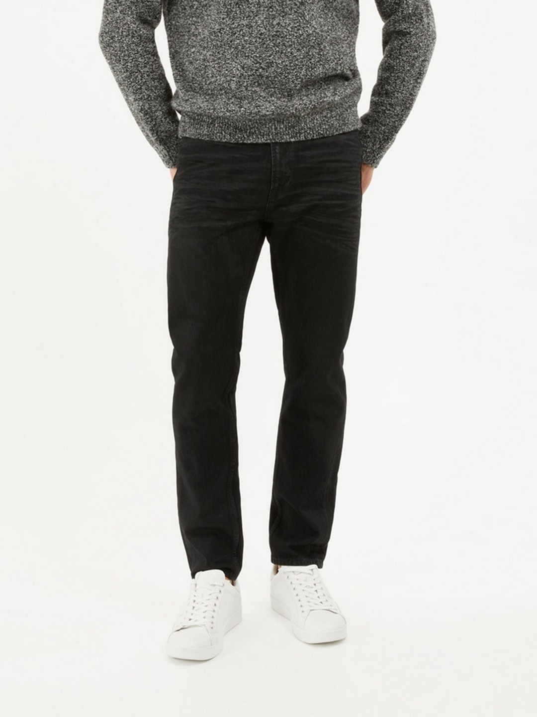 Guess Men Washed Mid-Rise Tapered Jeans