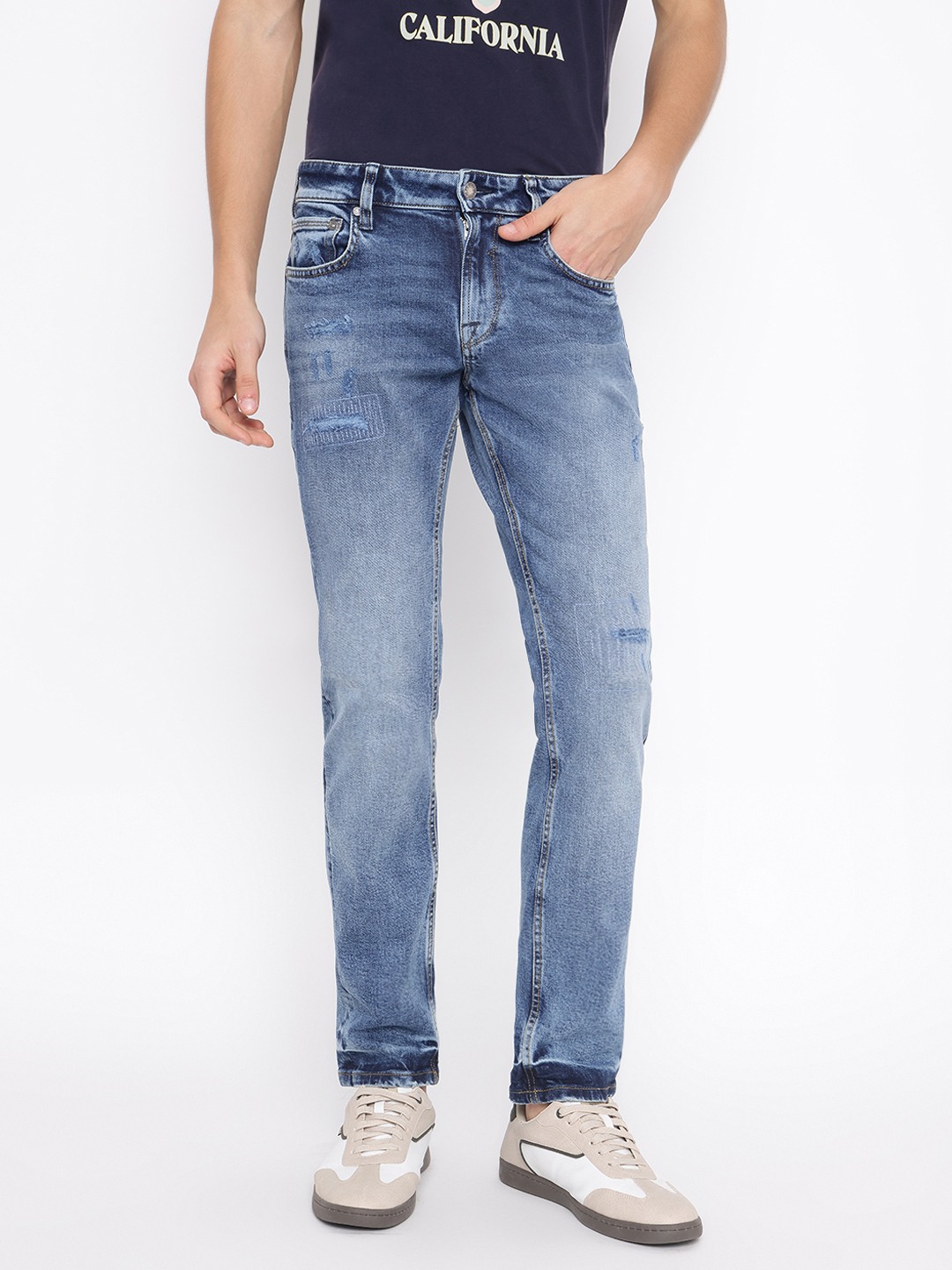 Guess Men's Blue Washed Mid-Rise Slim Fit Jeans