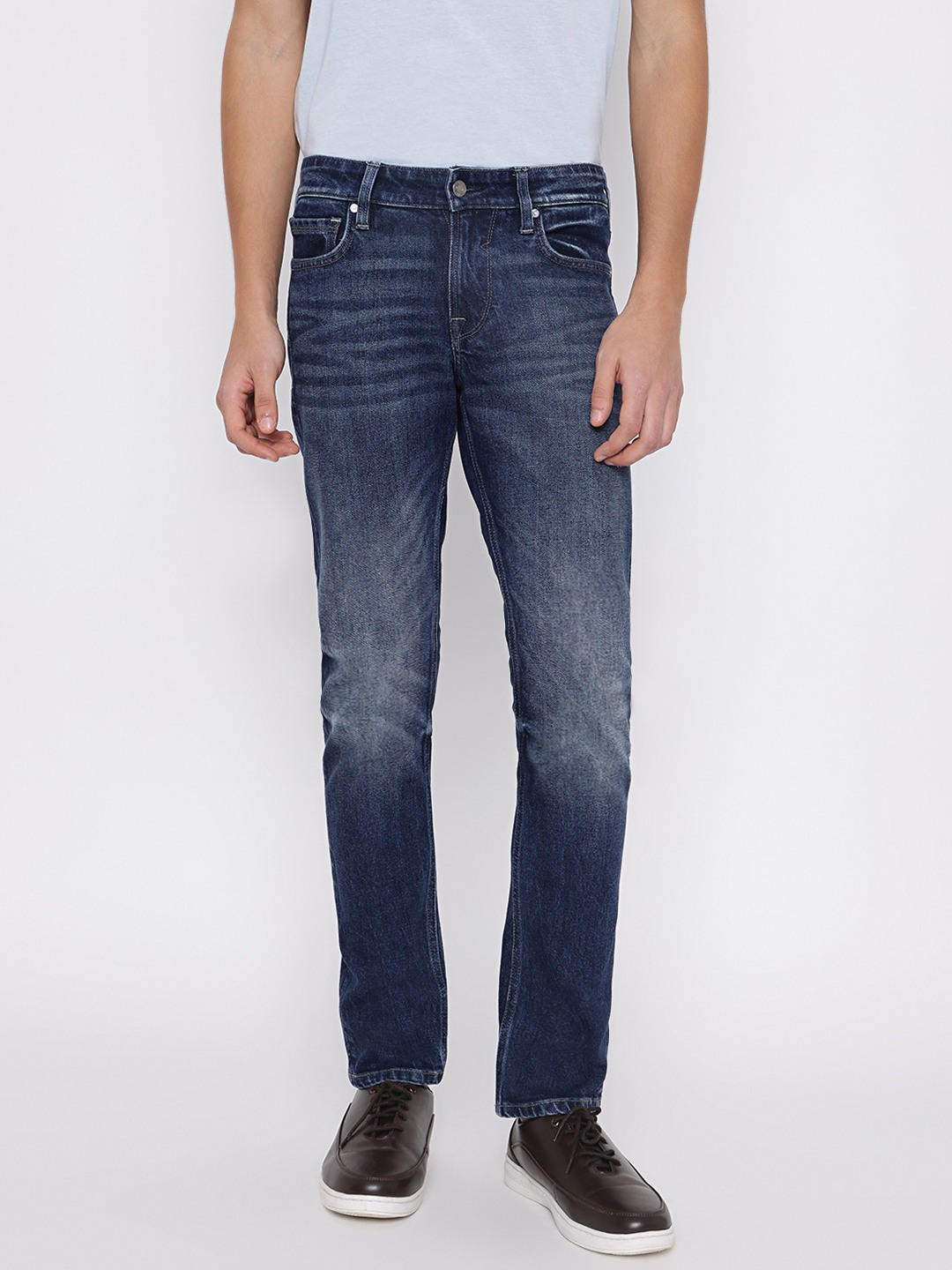 Guess Men's Blue Washed Mid-Rise Regular Fit Jeans