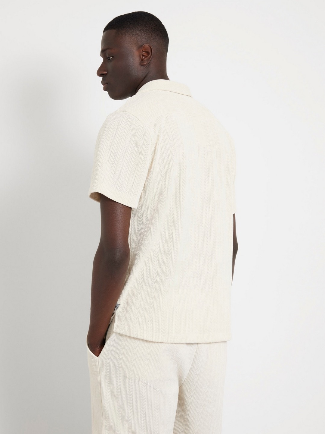 Cream Solid Cuban Collar Short Sleeves Shirt