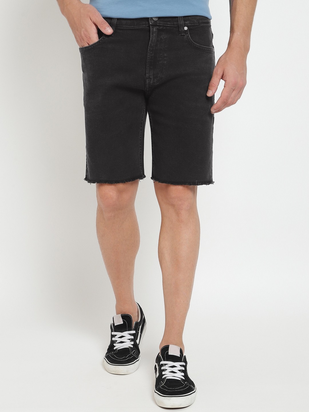 Men Black Washed Mid-Rise Knee Length Denim Shorts